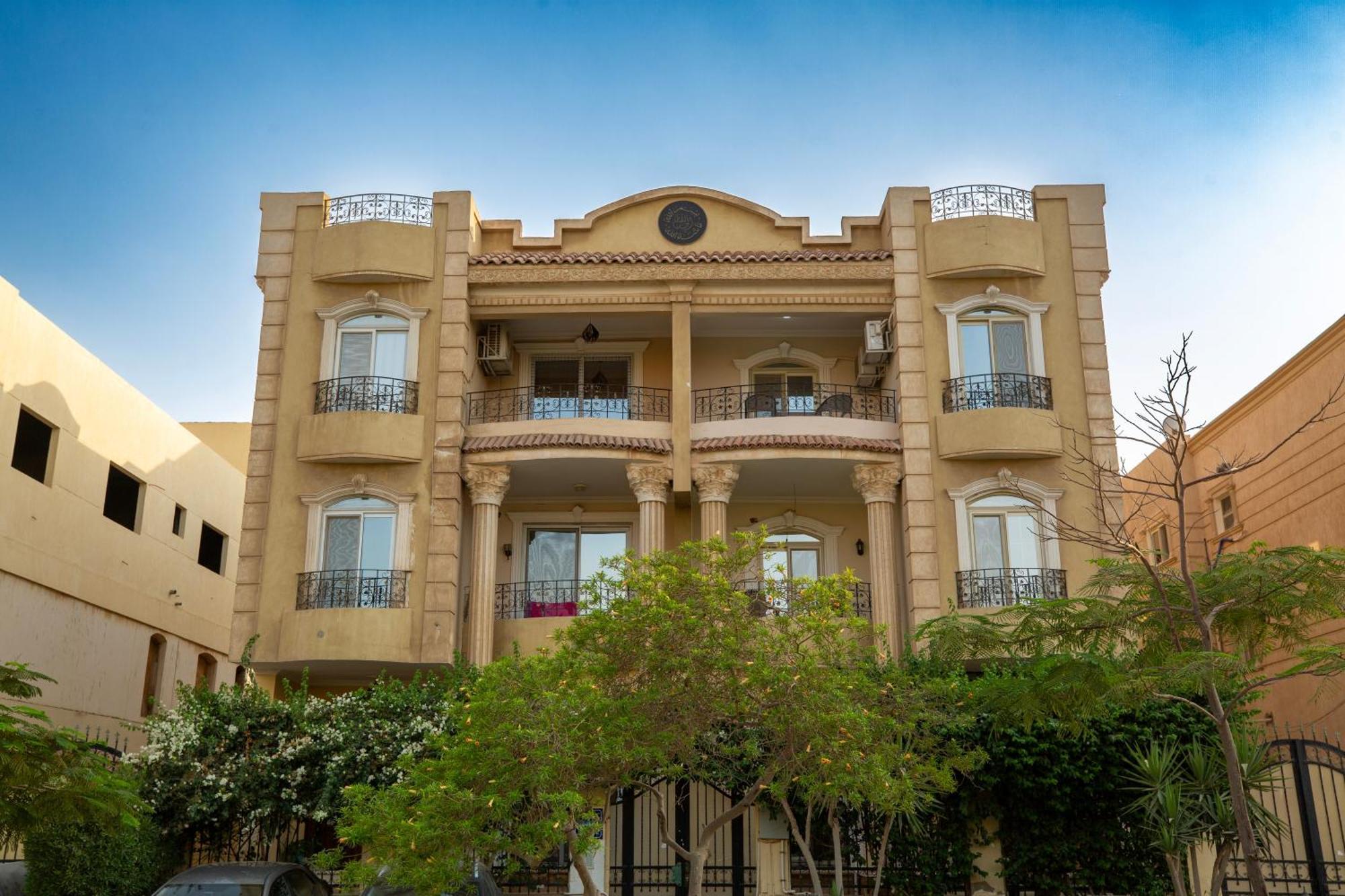 Quiet & Comfortable Apartment In New Cairo'S Heart Exterior photo